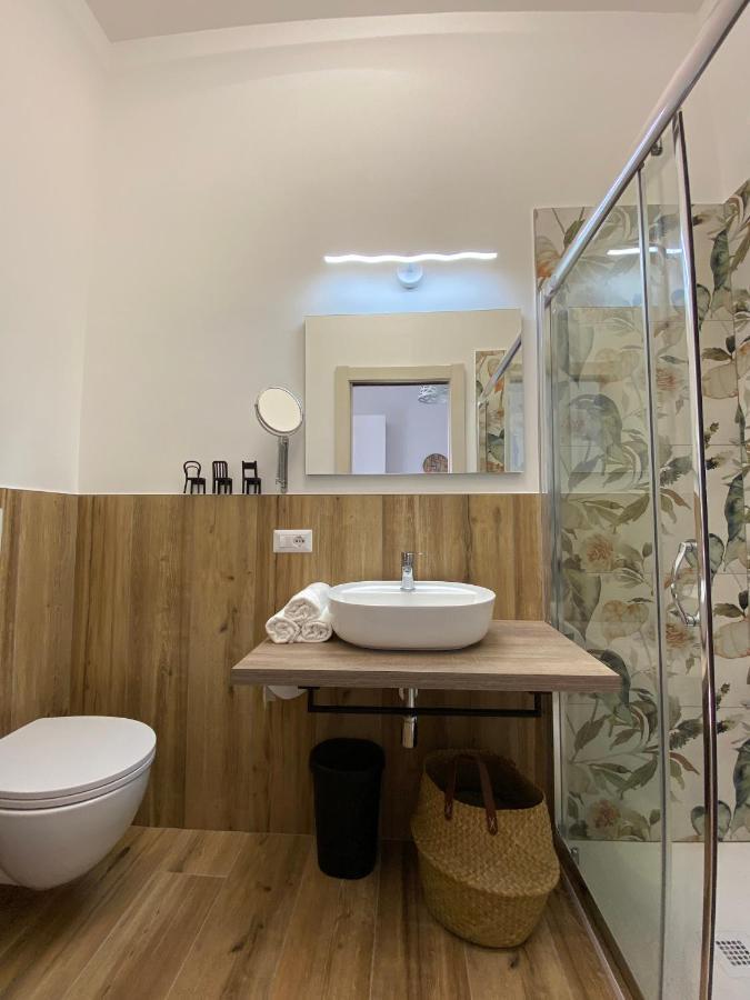 Menasihome Рим Екстериор снимка